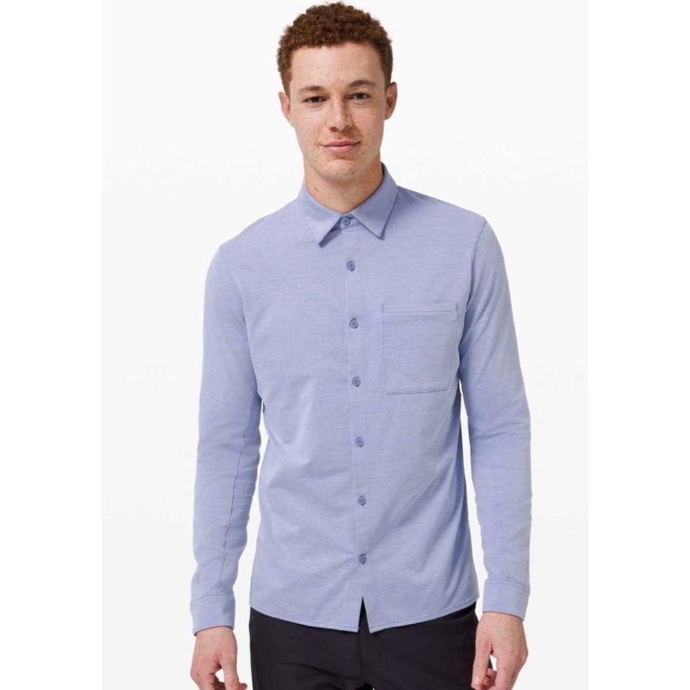 Lululemon‎ Men's Commission Long-Sleeve Shirt in a light blue color